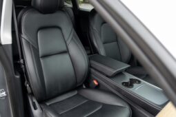 										2024 Tesla Model Y Long Range AWD full									