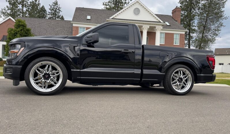 								2024 Ford F-150 XL 4×4 full									