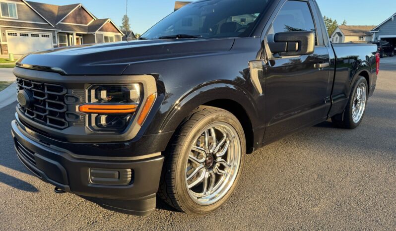								2024 Ford F-150 XL 4×4 full									
