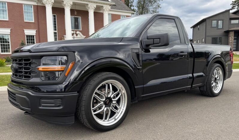 								2024 Ford F-150 XL 4×4 full									