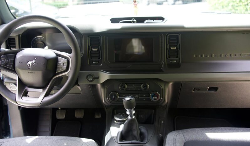 								2022 Ford Bronco Manual full									