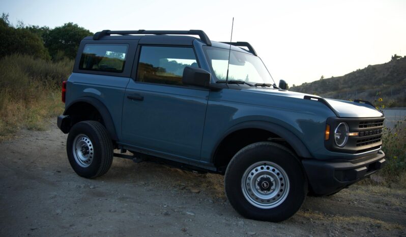 								2022 Ford Bronco Manual full									