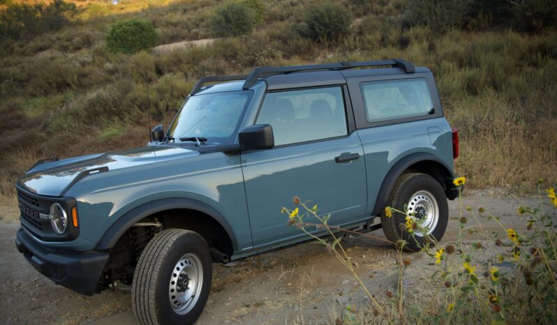 								2022 Ford Bronco Manual full									