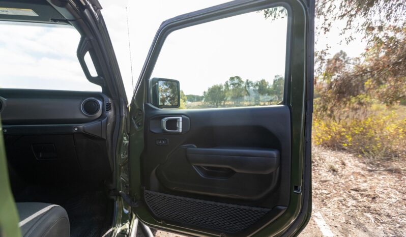 								2022 Jeep Gladiator Willys 4×4 full									