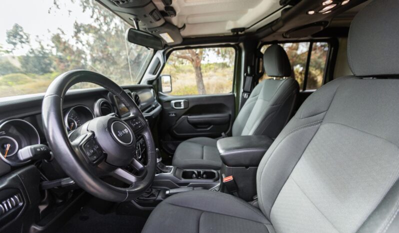 								2022 Jeep Gladiator Willys 4×4 full									