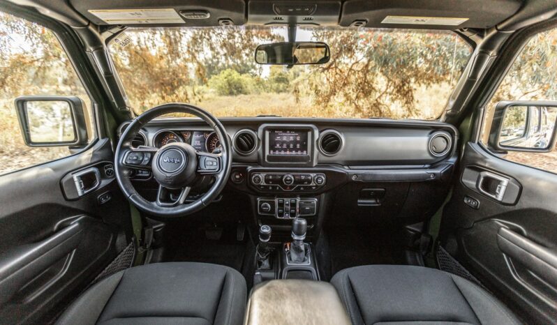 								2022 Jeep Gladiator Willys 4×4 full									