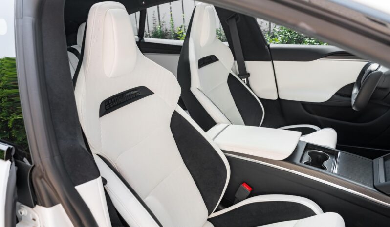 								2024 Tesla Model S Plaid AWD full									
