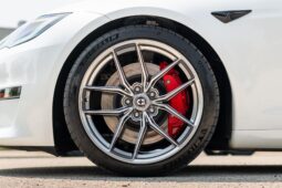 										2024 Tesla Model S Plaid AWD full									