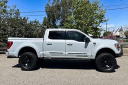 										2022 Ford F-150 XLT 4×4 SuperCrew Black Ops full									