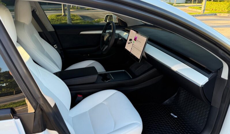 								2022 Tesla Model 3 Performance AWD full									