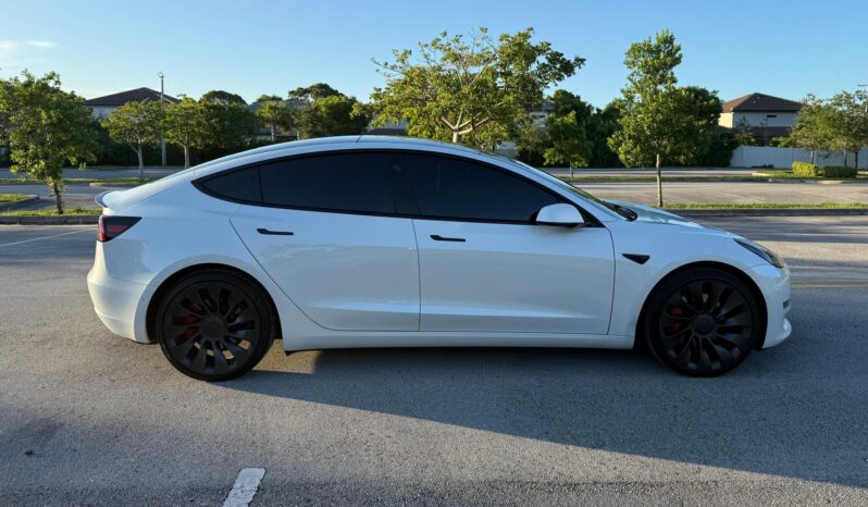 								2022 Tesla Model 3 Performance AWD full									