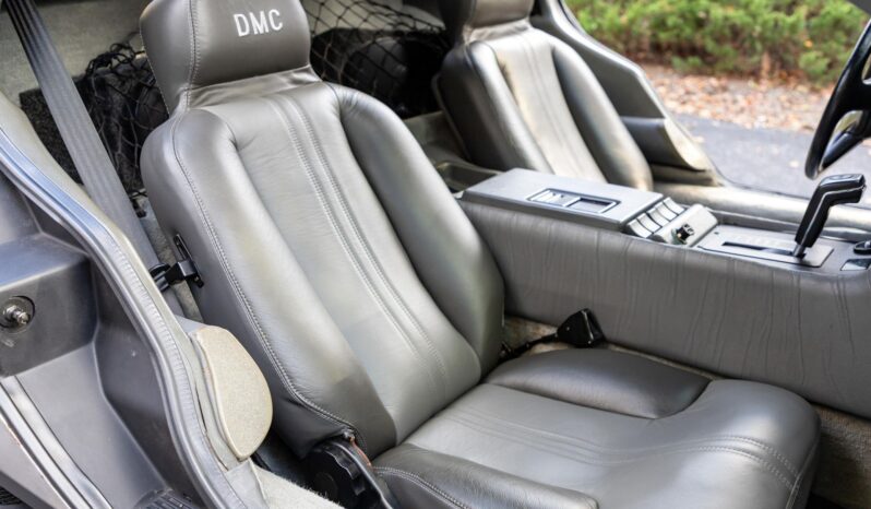 								1981 DeLorean DMC-12 full									