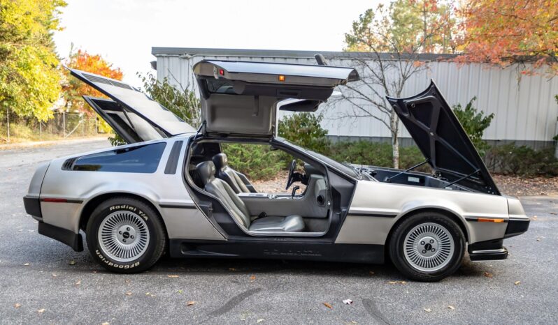 								1981 DeLorean DMC-12 full									