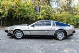 										1981 DeLorean DMC-12 full									