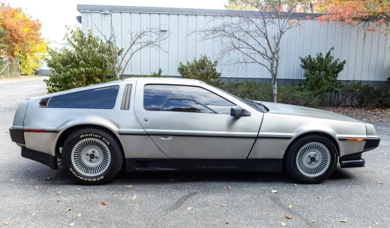 								1981 DeLorean DMC-12 full									