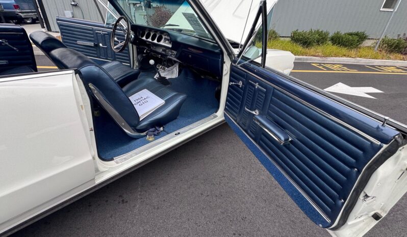 								1964 Pontiac GTO Coupe 389ci full									