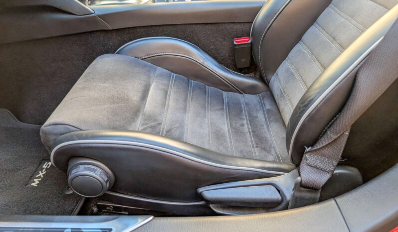 								2022 Mazda MX-5 Miata Club full									