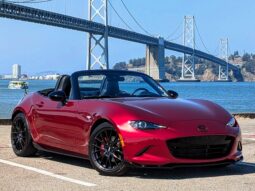 										2022 Mazda MX-5 Miata Club full									
