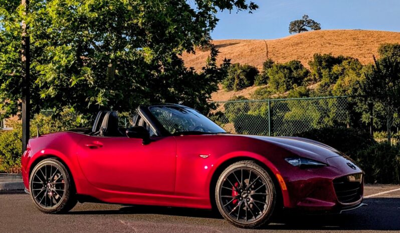 								2022 Mazda MX-5 Miata Club full									