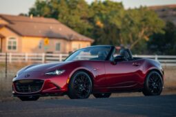										2022 Mazda MX-5 Miata Club full									