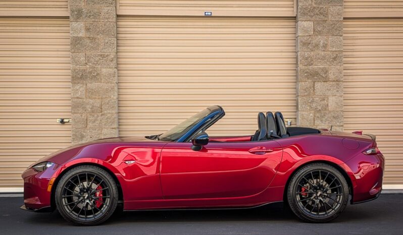 								2022 Mazda MX-5 Miata Club full									