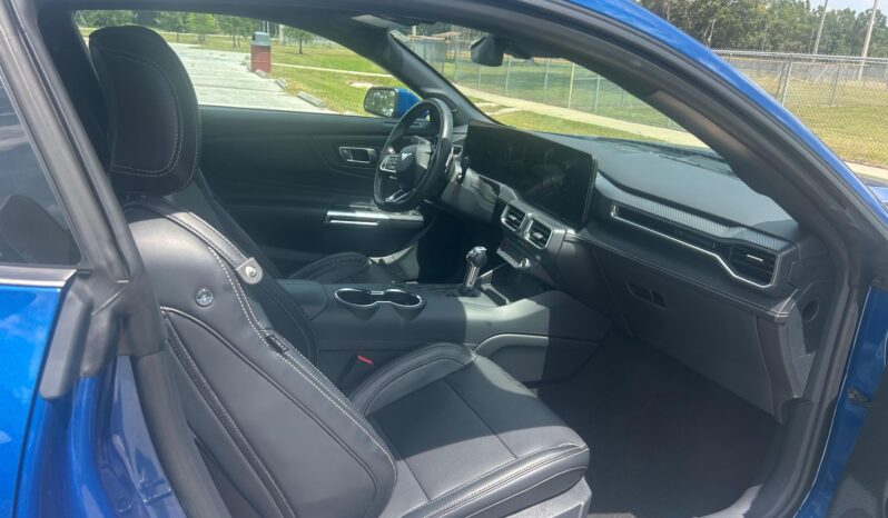 								2024 Ford Mustang GT Coupe full									