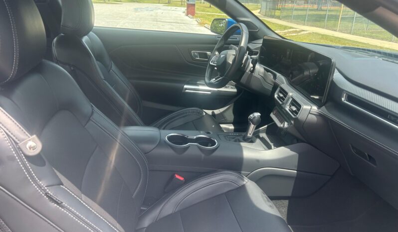 								2024 Ford Mustang GT Coupe full									