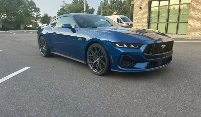 								2024 Ford Mustang GT Coupe full									