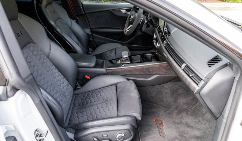 								2023 Audi RS5 Sportback full									