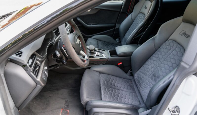 								2023 Audi RS5 Sportback full									