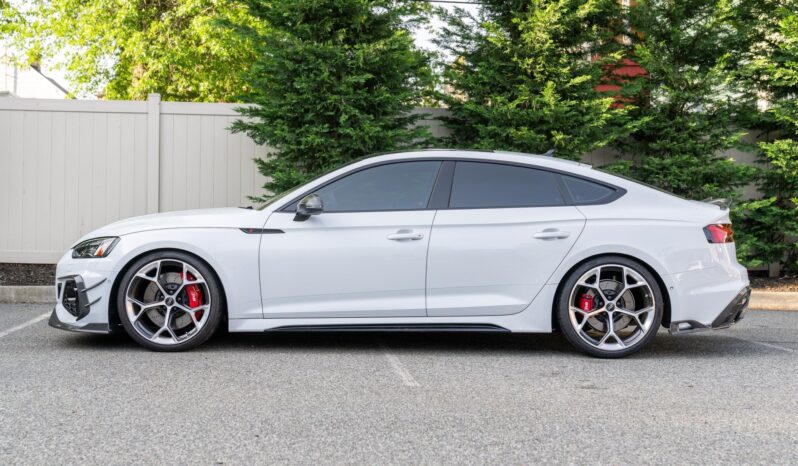 								2023 Audi RS5 Sportback full									