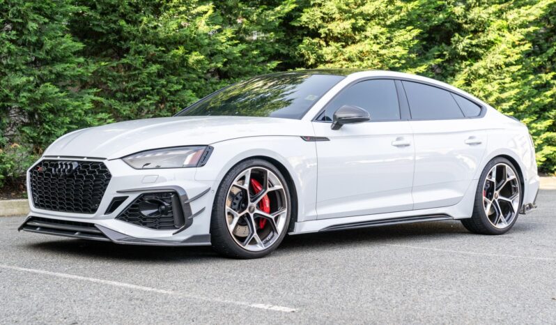 								2023 Audi RS5 Sportback full									