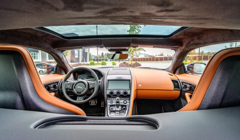 								2023 Jaguar F-Type R Coupe full									