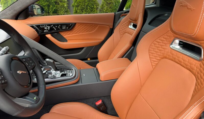 								2023 Jaguar F-Type R Coupe full									