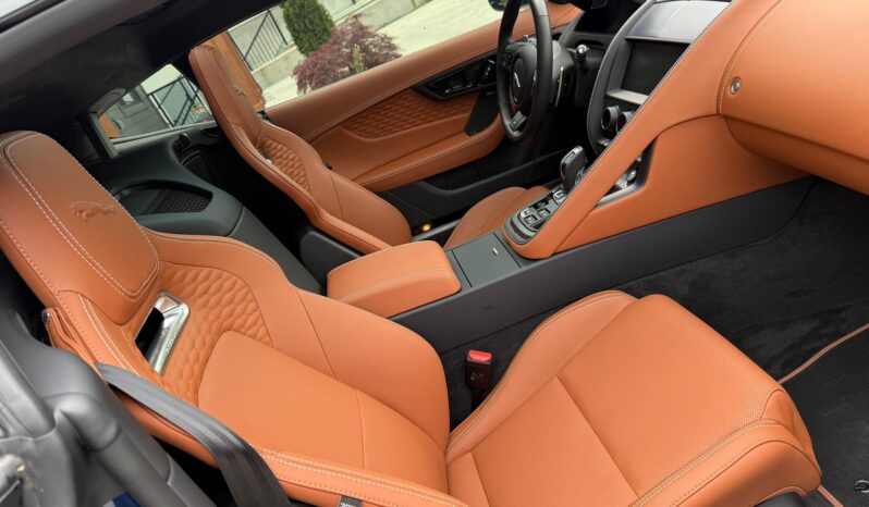 								2023 Jaguar F-Type R Coupe full									