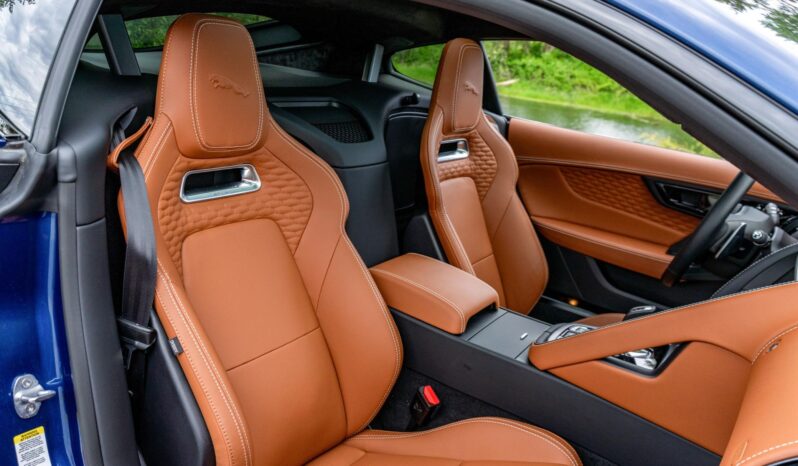 								2023 Jaguar F-Type R Coupe full									