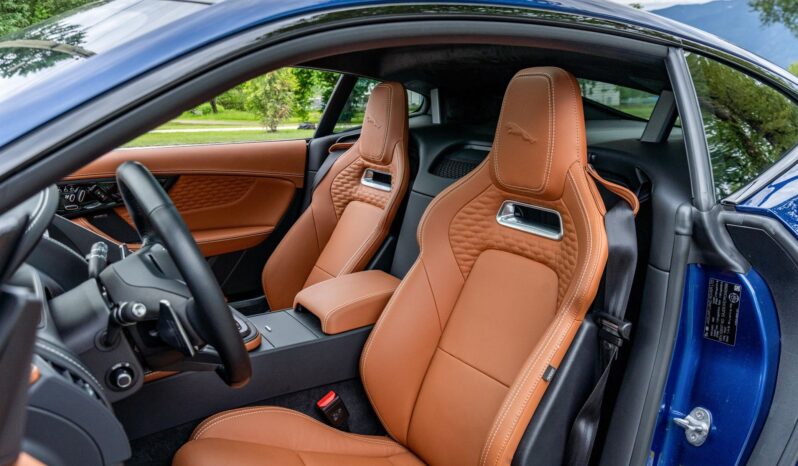 								2023 Jaguar F-Type R Coupe full									