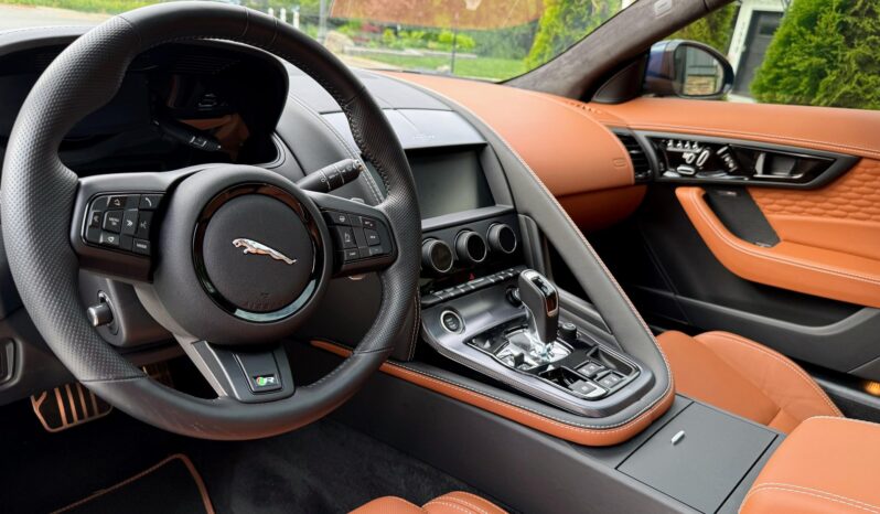 								2023 Jaguar F-Type R Coupe full									