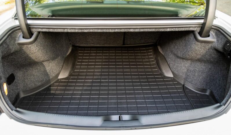 								2023 Chrysler 300C full									