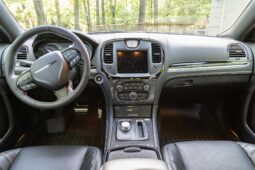 										2023 Chrysler 300C full									