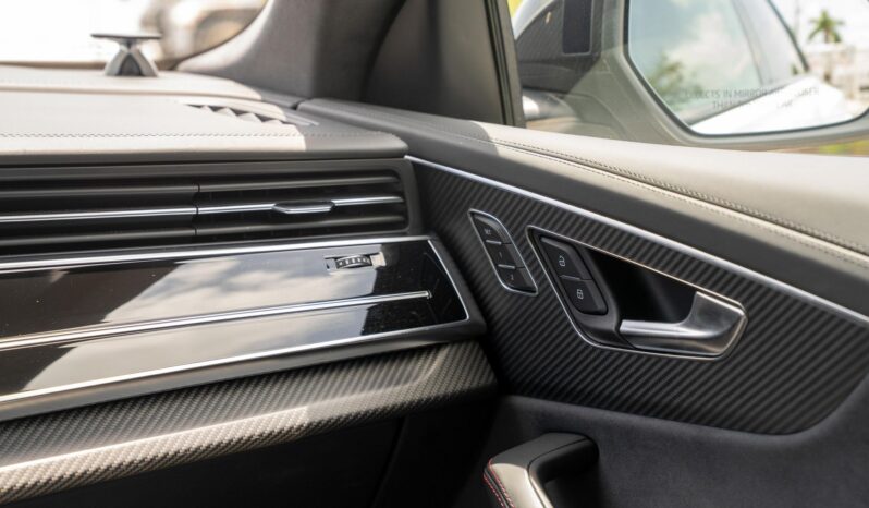 								2023 Audi RS Q8 full									