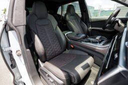 										2023 Audi RS Q8 full									