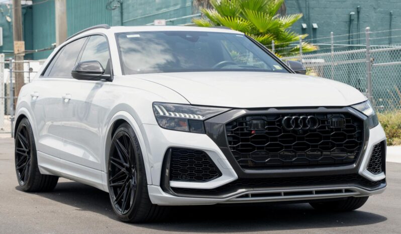 								2023 Audi RS Q8 full									