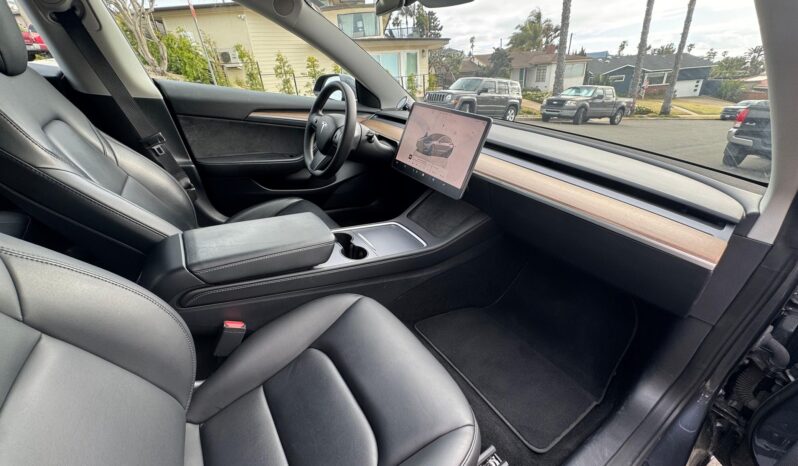 								2022 Tesla Model 3 Long Range AWD full									