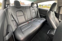 										2022 Tesla Model 3 Long Range AWD full									