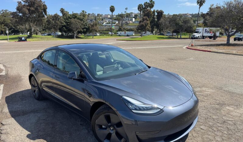 								2022 Tesla Model 3 Long Range AWD full									