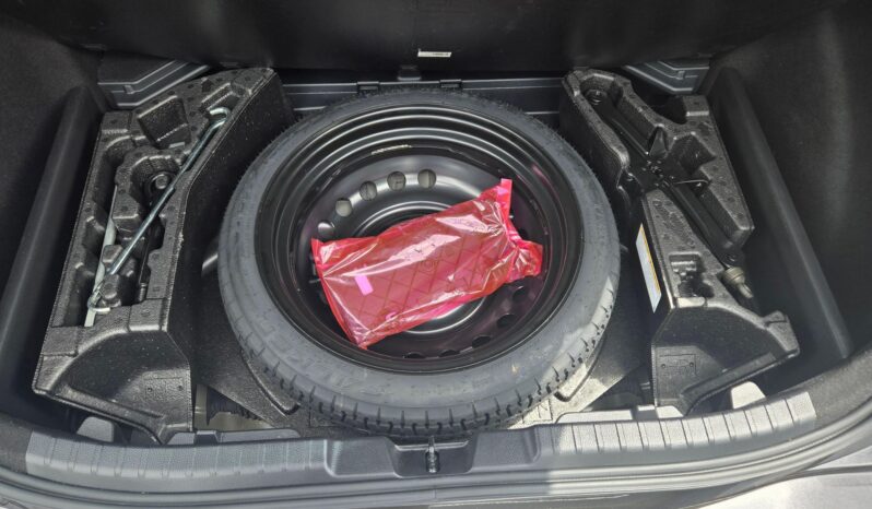 								2022 Toyota Corolla Hatchback XSE full									