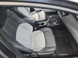 										2022 Toyota Corolla Hatchback XSE full									