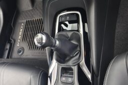 										2022 Toyota Corolla Hatchback XSE full									