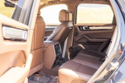 2023 Porsche Cayenne Platinum Edition